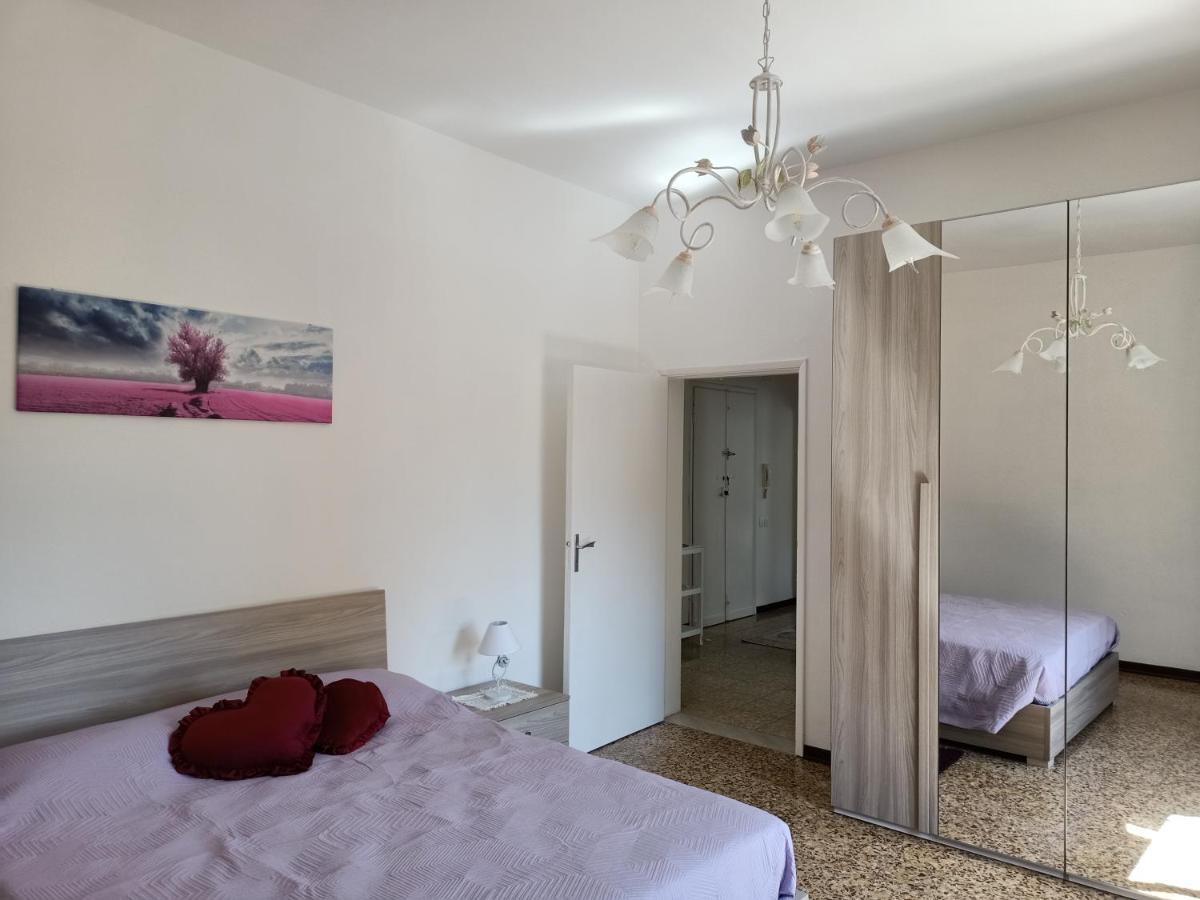 Casa Ilanfra - Appartamenti Gabbiano, Farfalla E Stella Marina 皮昂比诺 外观 照片