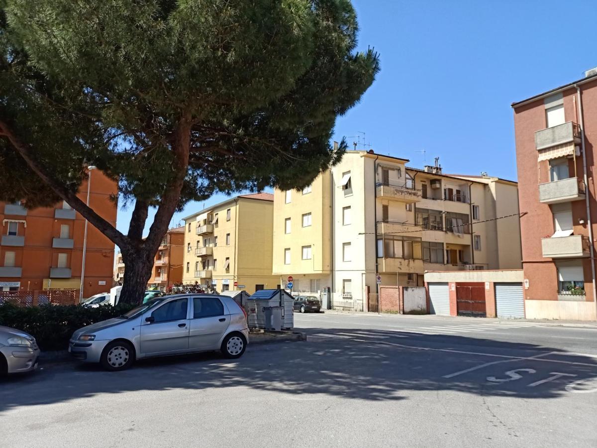 Casa Ilanfra - Appartamenti Gabbiano, Farfalla E Stella Marina 皮昂比诺 外观 照片