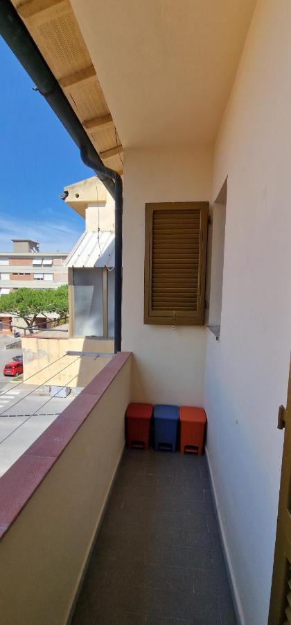 Casa Ilanfra - Appartamenti Gabbiano, Farfalla E Stella Marina 皮昂比诺 外观 照片
