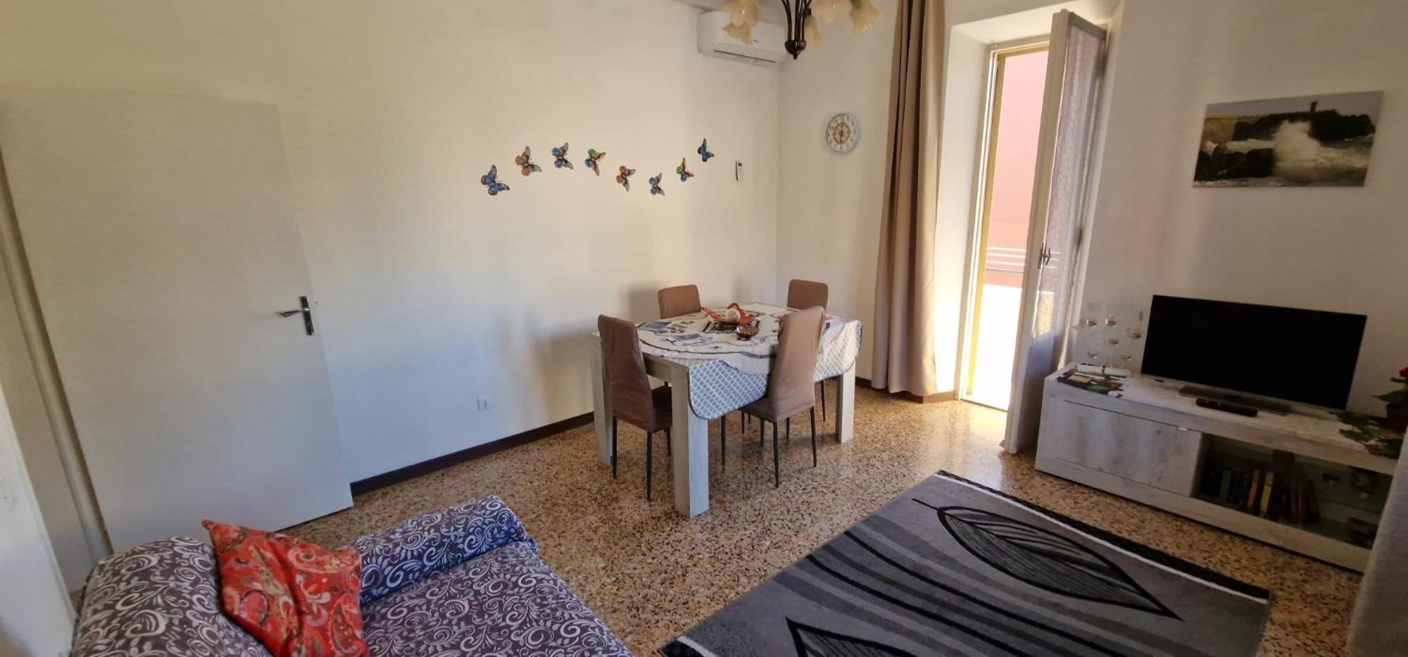 Casa Ilanfra - Appartamenti Gabbiano, Farfalla E Stella Marina 皮昂比诺 外观 照片